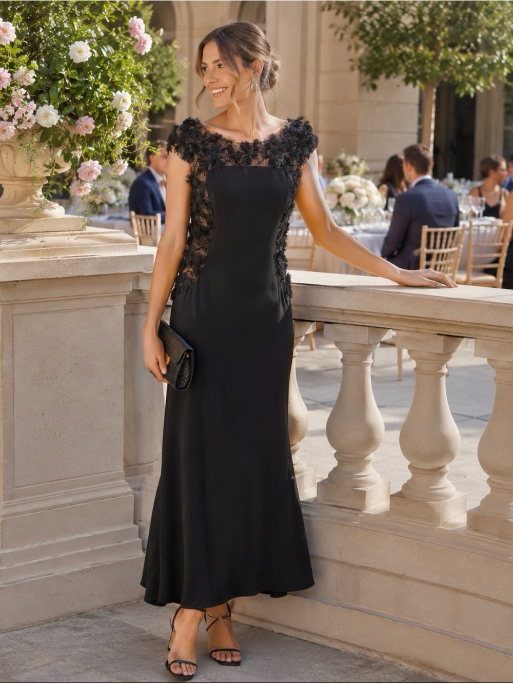 Escada Black Floral Appliqués Sleeveless Evening Gown Size German 34 / US 4